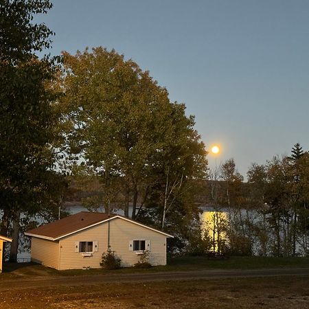 The Fundy Rocks Resort Hopewell Cape Esterno foto